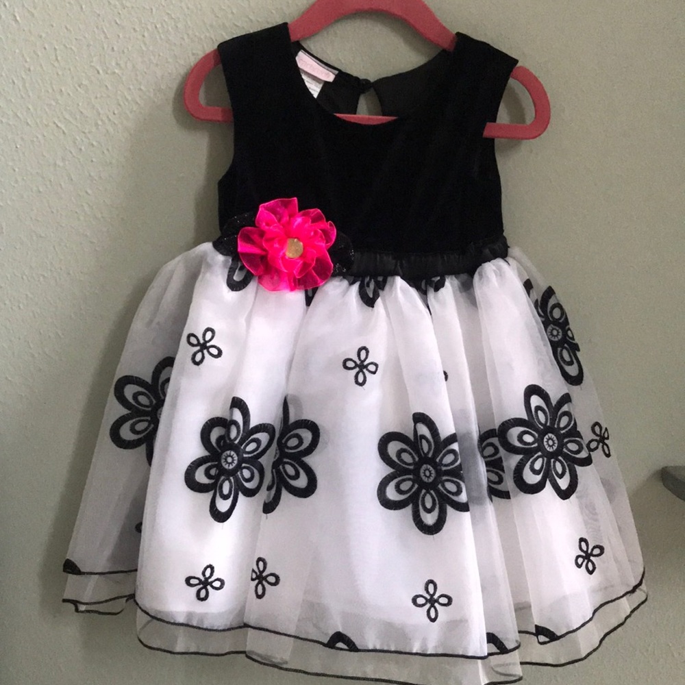 Girls 2T Black & White CachCach Dress